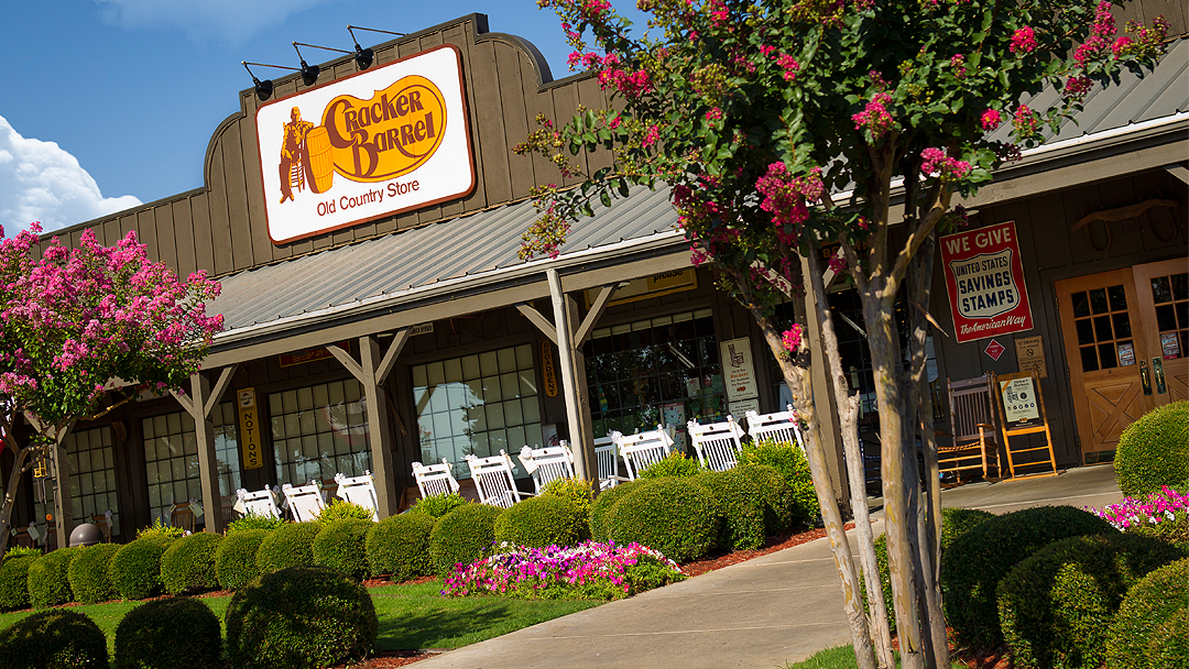 Cracker Barrel Old Country Store Pearl